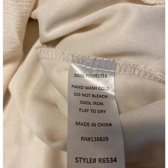 NWT Peach Royal Floral Short Romper - Picture 7 of 10